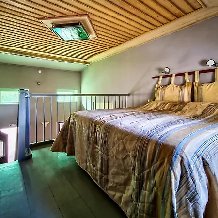 Taleton Eco Bed and Breakfast 4*